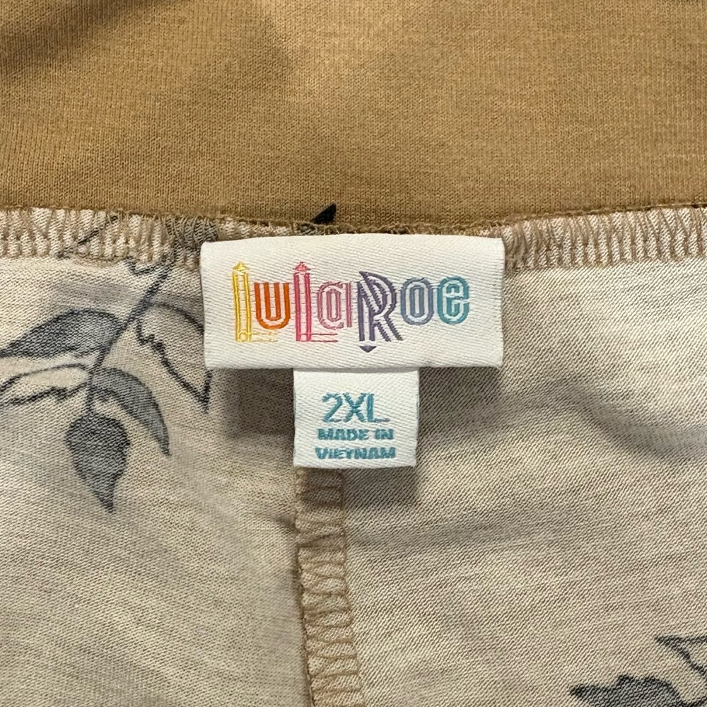 LuLaRoe Eileen Skort - 2XL - Picture 3 of 5